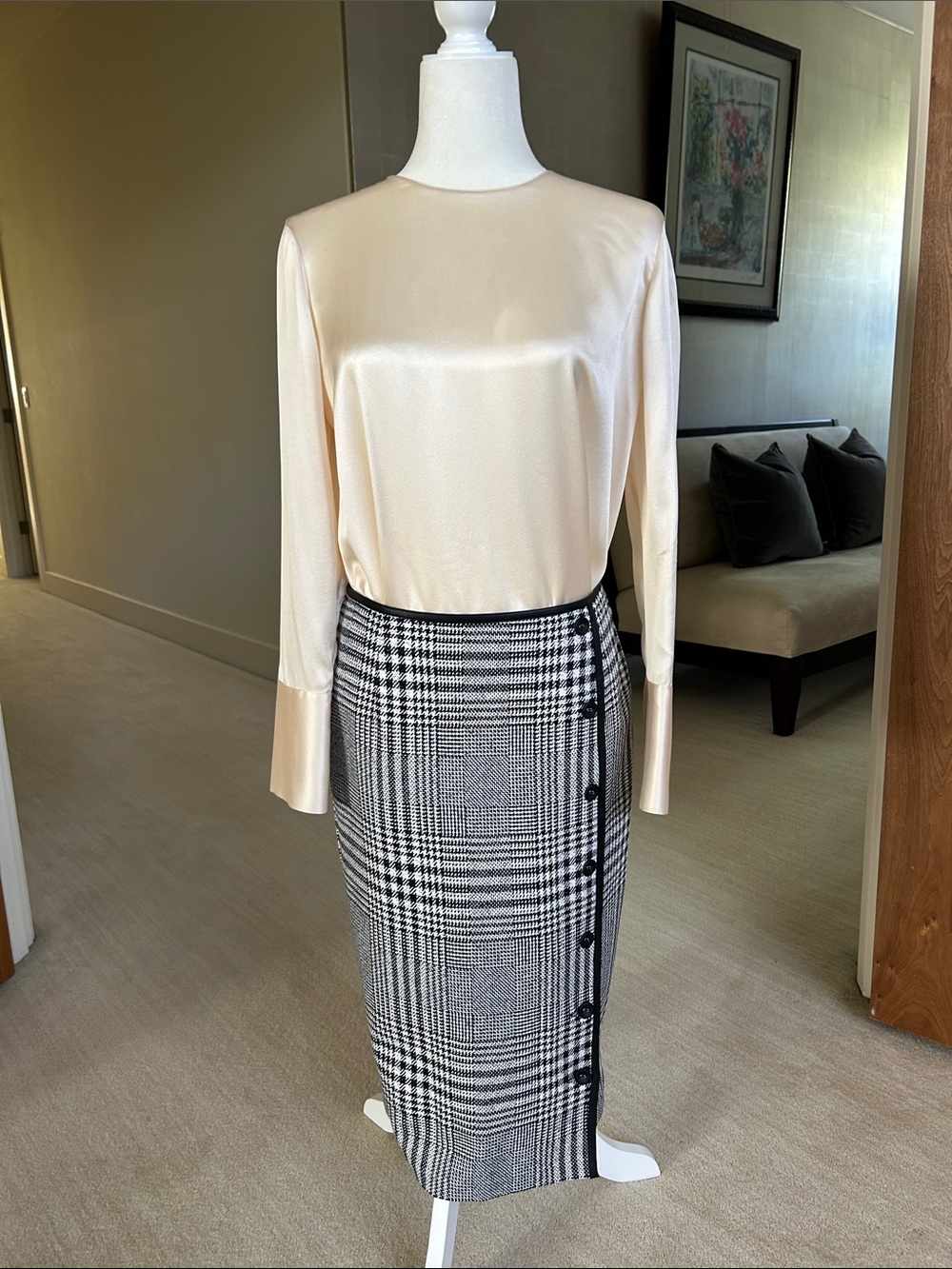 J. McLaughlin Black & White Houndstooth Pencil Skirt with Leather Trim